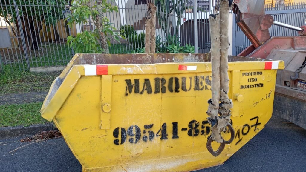 Locação de Caçambas em Curitiba no bairro Bom Retiro