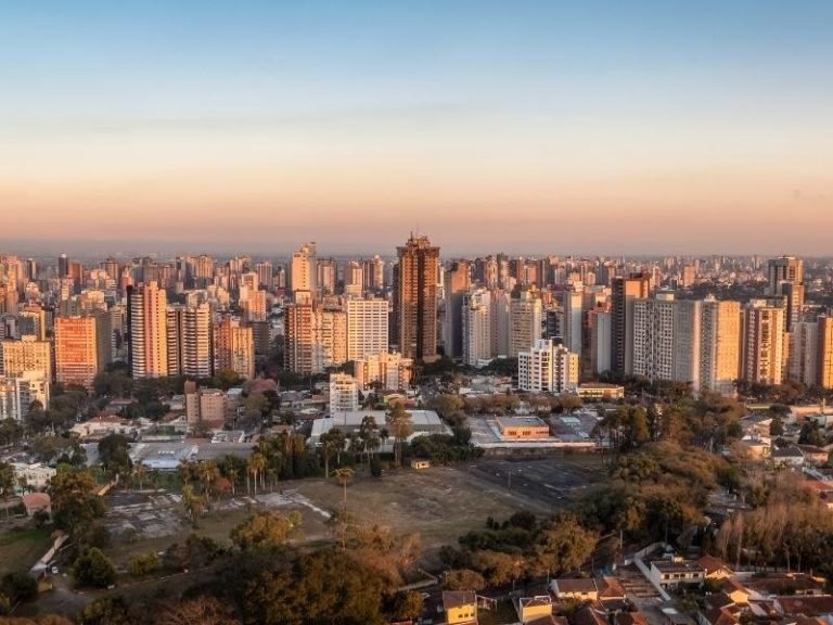 Caçambas Estacionárias em no bairro Parolin Curitiba