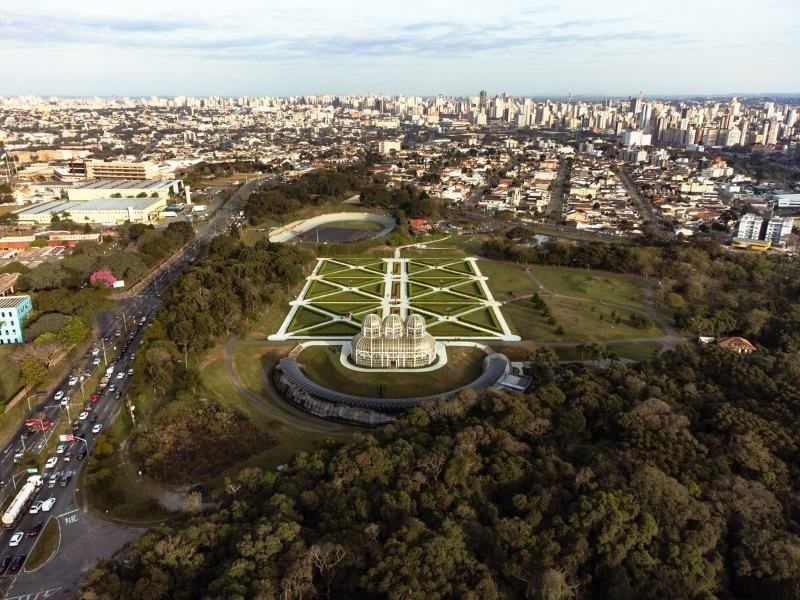 Caçambas Estacionárias em no bairro Campo Comprido Curitiba